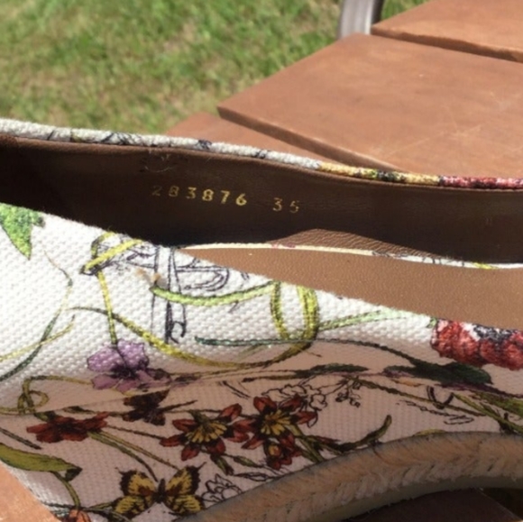 Gucci Flora Horsebit Wedge Heels 5 - Picture 5 of 8